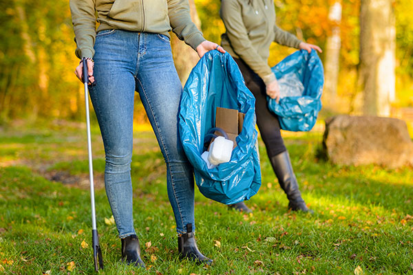 litter picking commercial